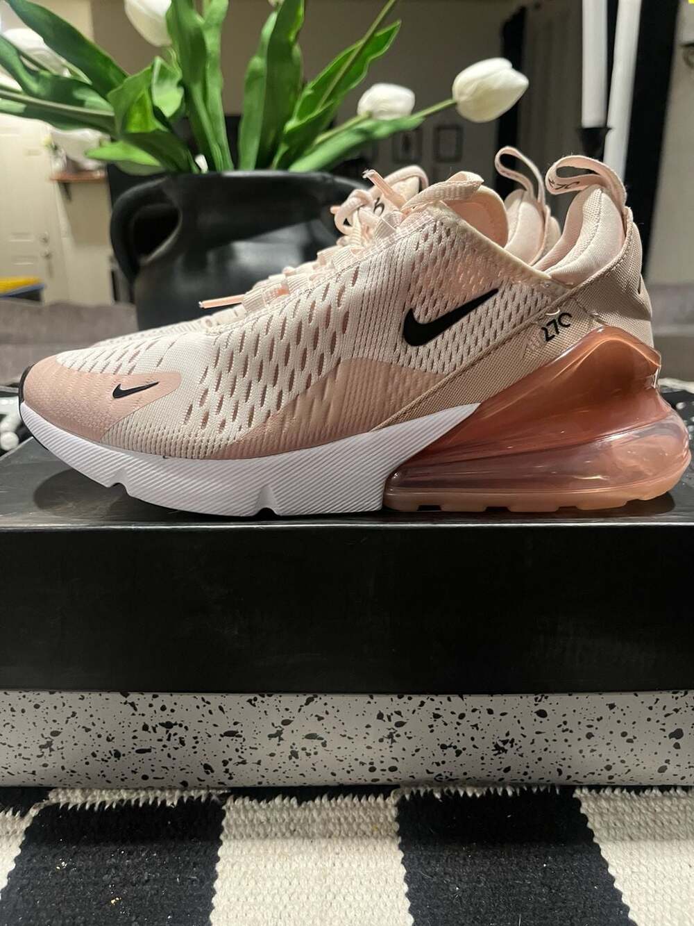 Nike Women's Air Max 270 Light Soft Pink/Black Sneakers AH6789-604 - Picture 4 of 8
